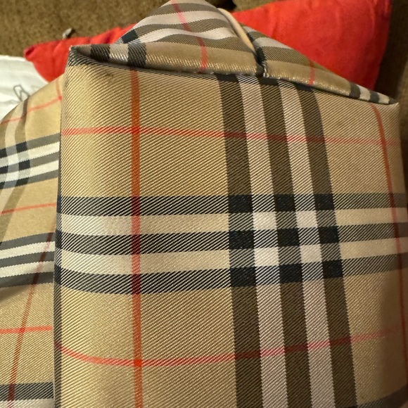 Burberry GUC tote. Beautiful tote with pocket on the front. Couple tiny spots - Picture 13 of 13